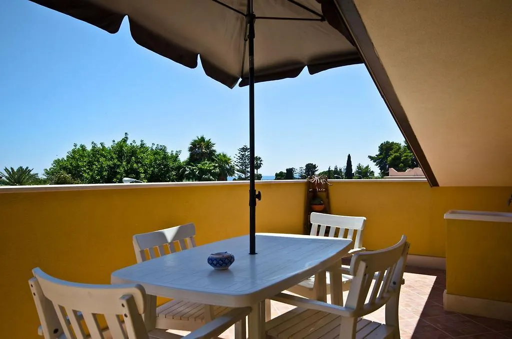 بيت للعطل فونتاني بيانكي Villa Didi