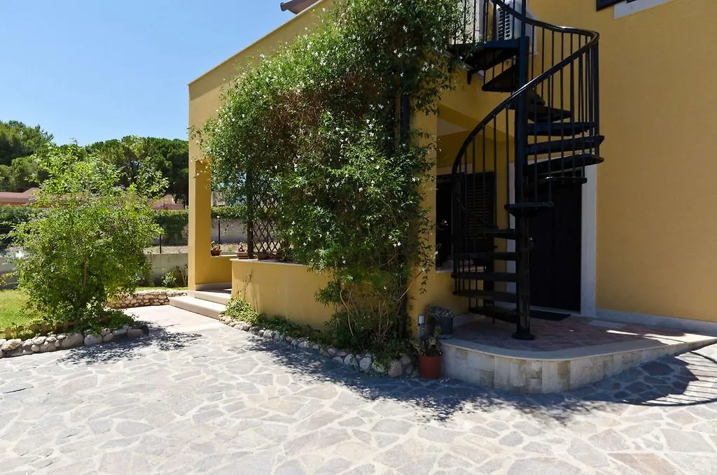 Villa Didi Fontane Bianche Vakantiehuis
